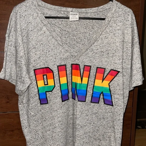 PINK Victoria Secret shirt - Picture 2 of 4